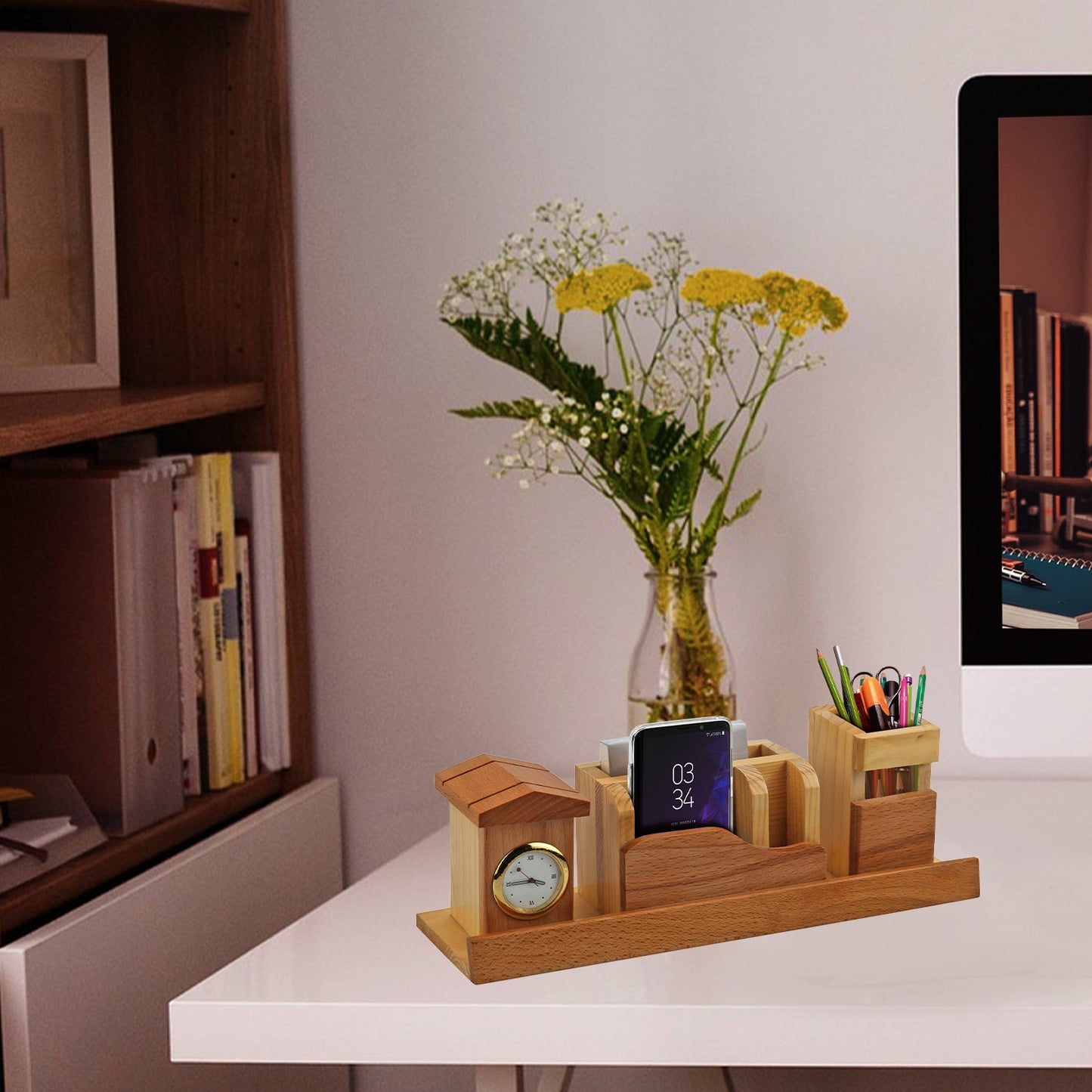 Diviniti Customized Pen Holder with Round Watch For University