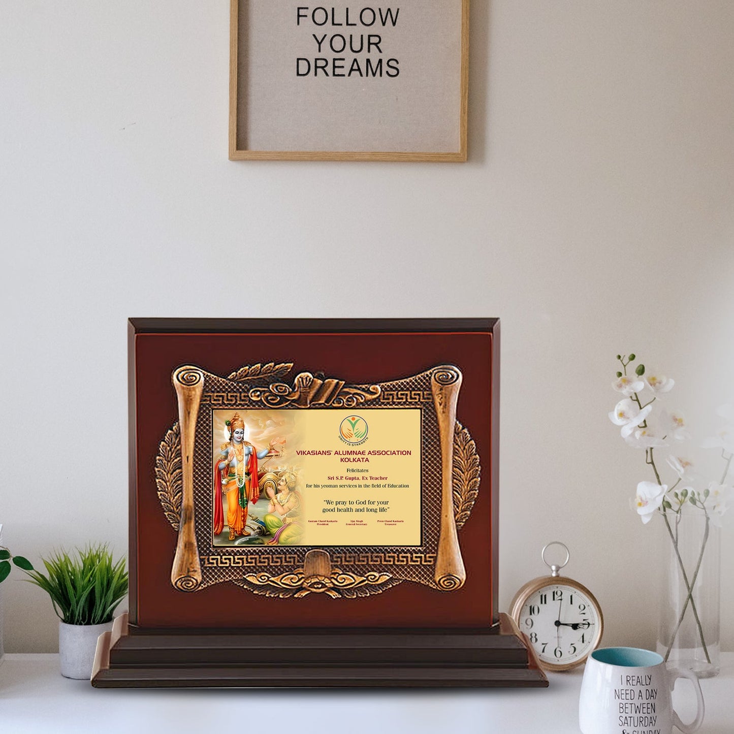 Customizable MDF Memento with Elegant Gold Foil