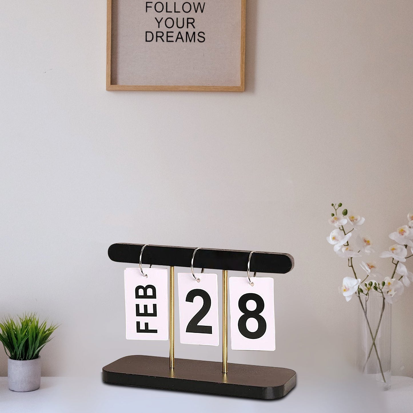Diviniti Customized Hanging Table Top Calendar For University