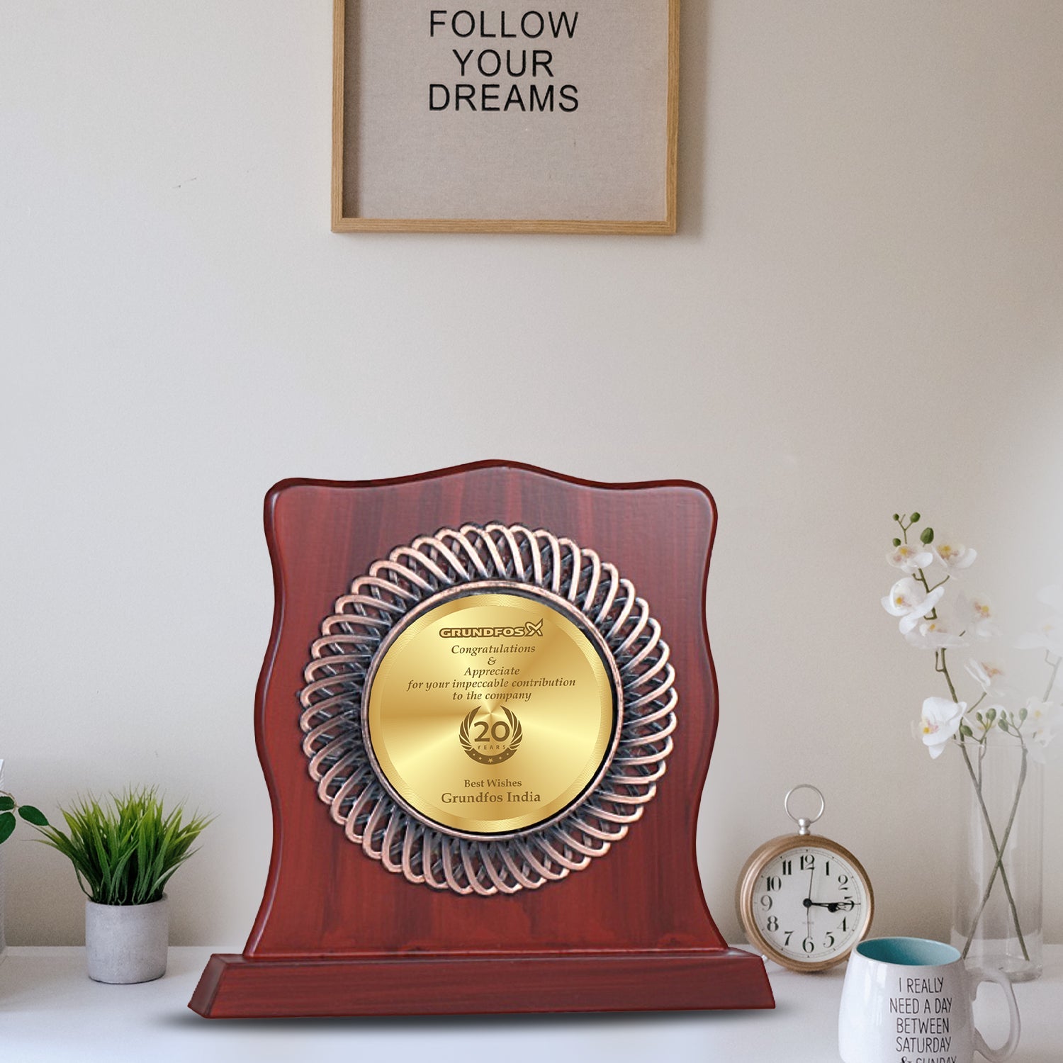 24K Gold Plated MDF Memento for Corporate Gifts