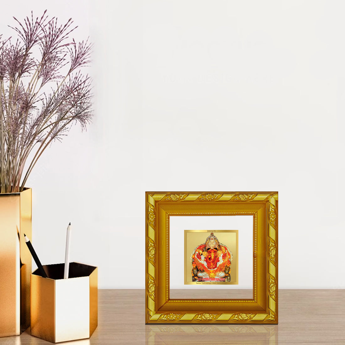 DIVINITI 24K Gold Plated Siddhivinayak Photo Frame For Decor, Puja, Housewarming Gift (10.8 X 10.8 CM)