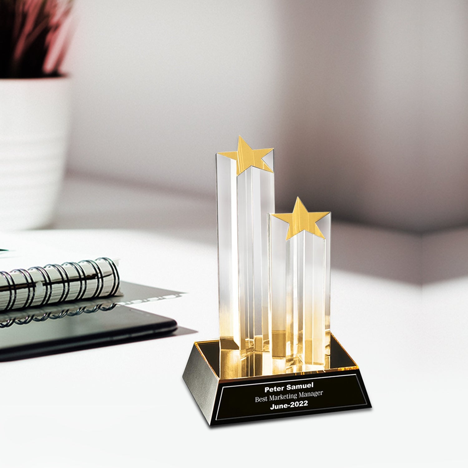 Crystal Trophy with Custom Design for Corporate Gifts