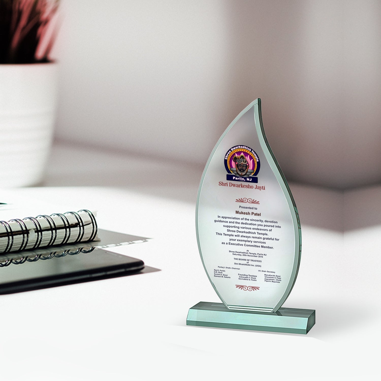 Custom Crystal Trophy for Corporate Celebrations