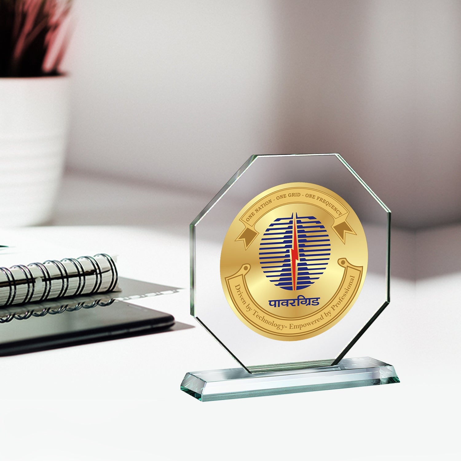 Custom Crystal Trophy for Corporate Gift Solutions
