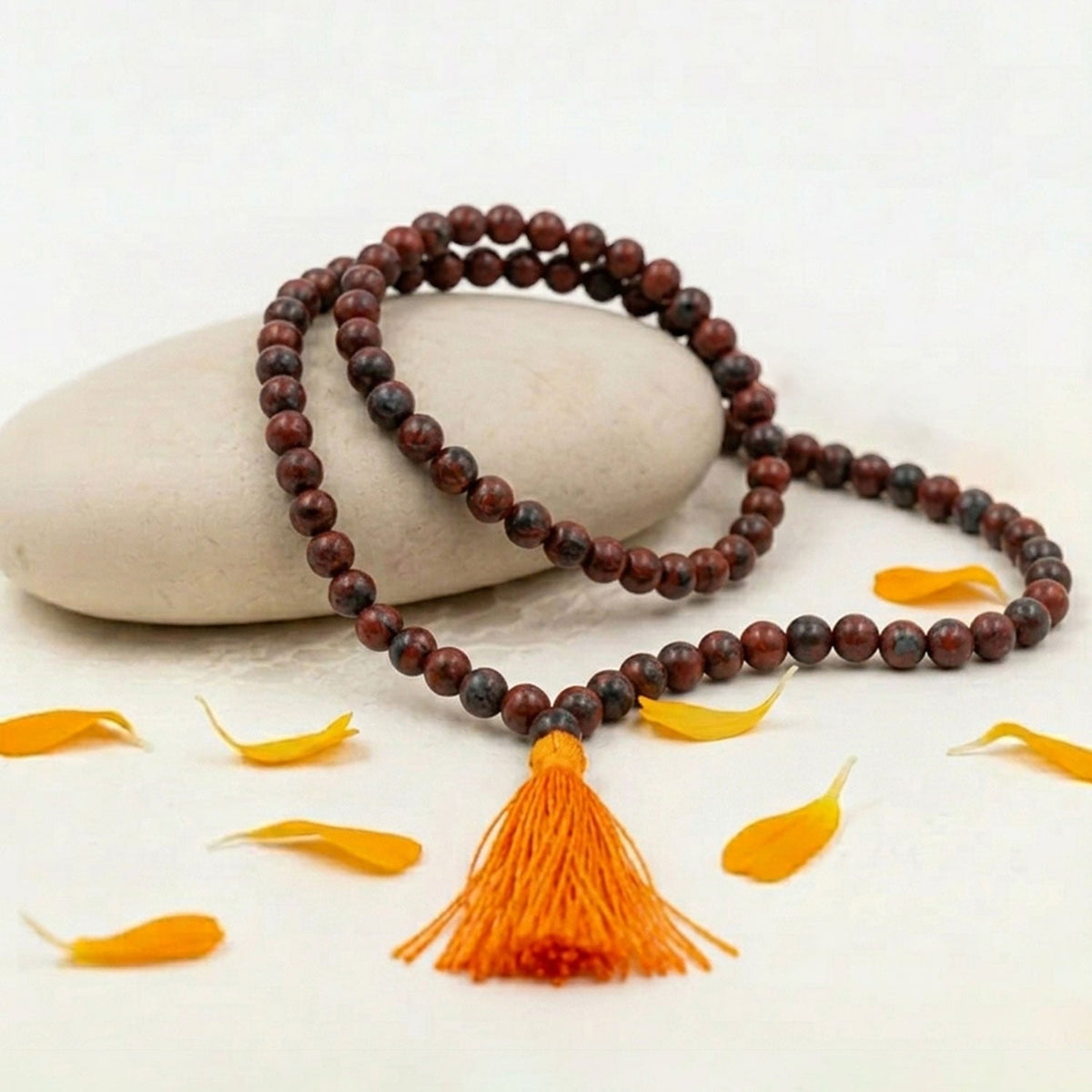 Lal Chandan Mala
