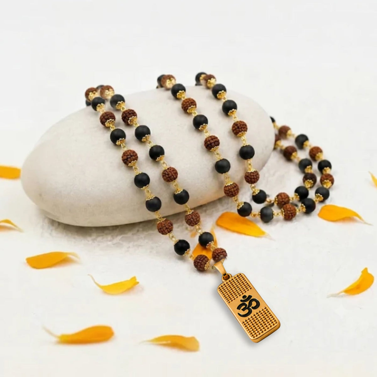 Om Rudraksha Karungali Mala